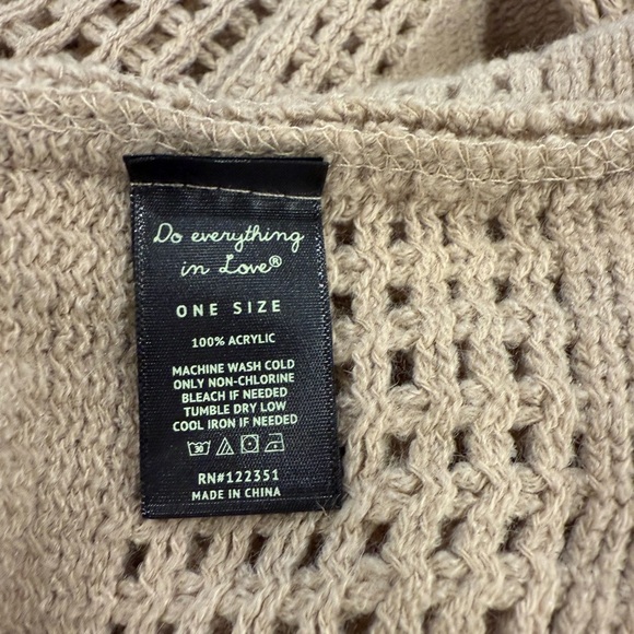 Do Everything in Love Anthropologie Beige Knit Boho Cottagecore  Poncho Sweater - Picture 7 of 8